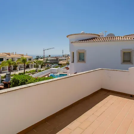 Grandma's By Lovelystay * Albufeira